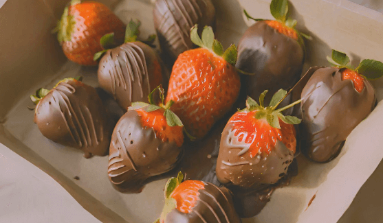 Freeze-Dried Milk Chocolate Strawberries